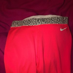 BRAND NEW NIKE THERMO RUNNING PANTS